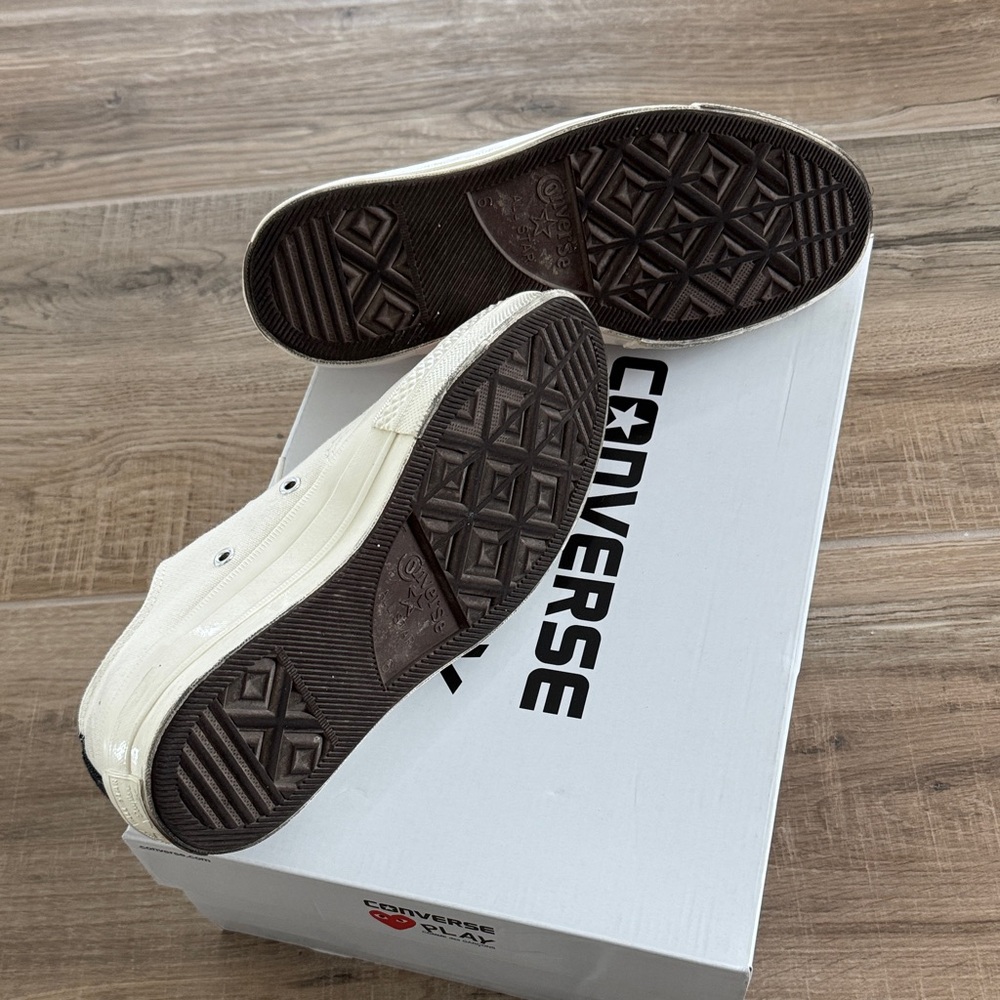 Converse Kids Cream Sneakers with Red Heart - Picture 5 of 6